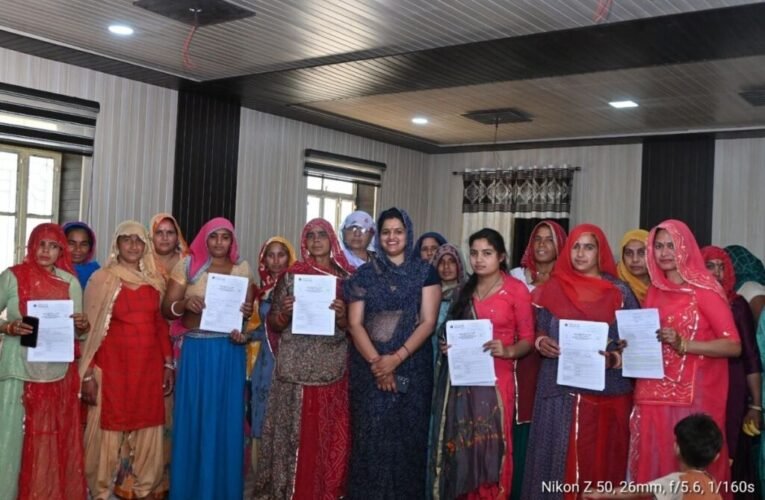 SBI & Rajasthan’s Women Sarpanch Neeru Yadav Organise the Financial Awareness Program