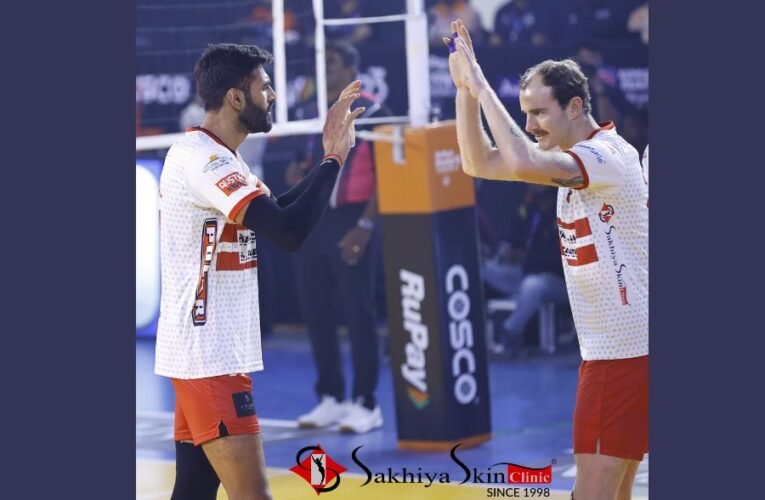 Kolkata Thunderbolts partners up with Sakhiya Skin Clinic