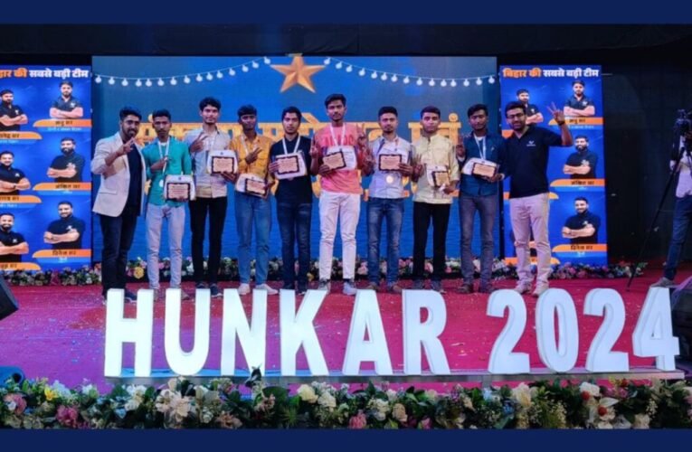 Felicitation Ceremony Hosted by Vidyakul Recognizes Outstanding Achievements of Students