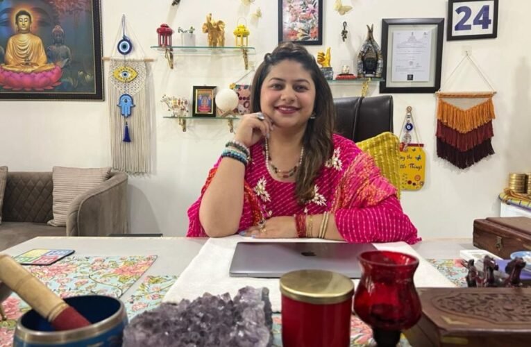 Sanskritii Sethi – A Powerful Healer and Akashic Record Reader, Numerologist, Automatic Writing & Mediumship Coach