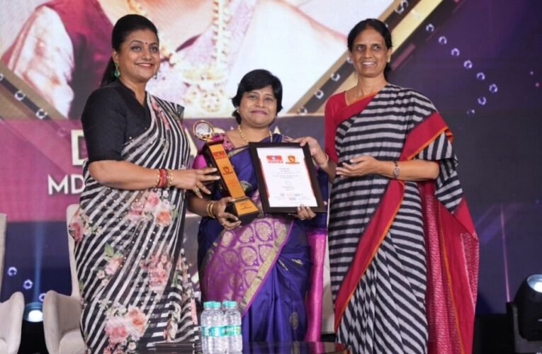 Dr. Gunda Sapna Prakash Rao, founder & CEO of Scure Super Speciality Hospital has received the Prestigious HMTV Nari Puraskar 2023