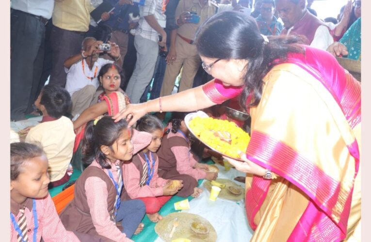 Minister Baby Rani Maurya’s Leadership Sparks Mission Shakti Success in Gonda with 11,888 Enthusiastic Girls