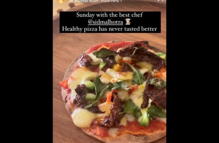 Sidharth Malhotra makes healthy look tasty with a perfect Sunday meal